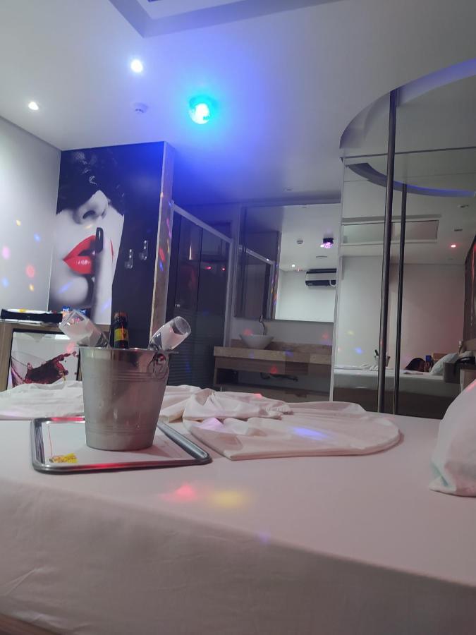 Motel La Folia Ribeirão Preto Eksteriør billede