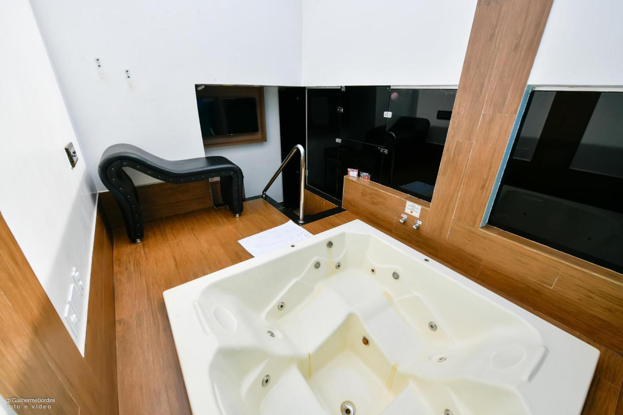 Motel La Folia Ribeirão Preto Eksteriør billede