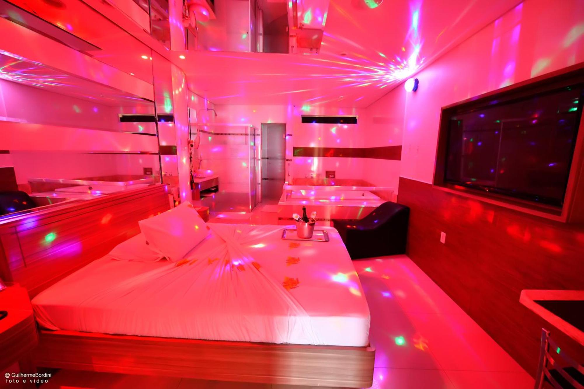 Motel La Folia Ribeirão Preto Eksteriør billede